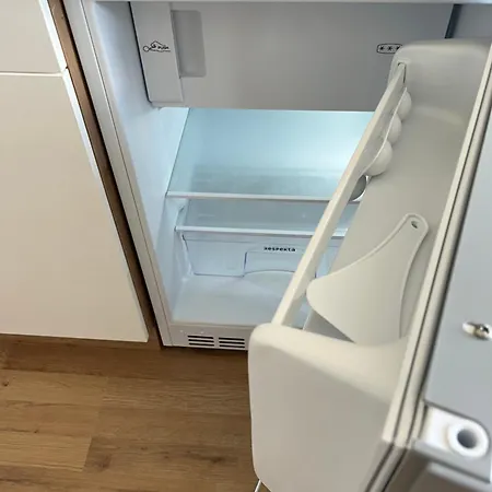 شقة Gemuetliches Mit Kueche, Wifi Und Smart-tv In